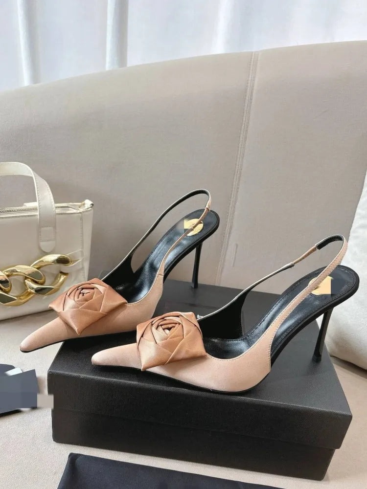 2026 Summer Women's New Pointed Shallow Mouth Sandals Fashion Show Party Wedding Women's Large Size Stiletto Sandals