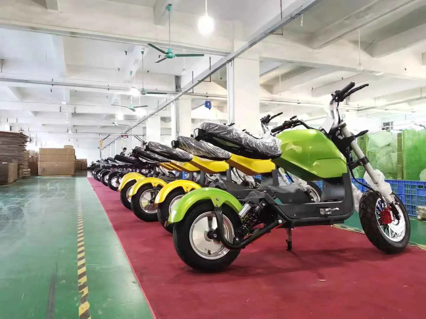 Hot sale! Eu Warehouse 4000W 72V 40AH Battery Citycoco Electric Scooters Citycoco Scooter Free Shipping Citycoco Scooter Chopper
