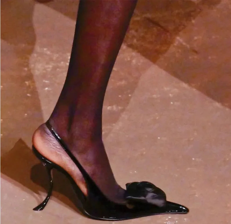 2026 Summer Women's New Pointed Shallow Mouth Sandals Fashion Show Party Wedding Women's Large Size Stiletto Sandals