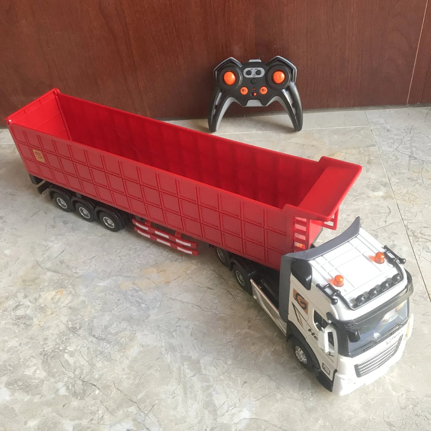 RC Car Big Remote Control Oil Tank Truck 9CH Alloy Electronic Simulation Trailer LED Music RC Container Truck Rechargeable Toy