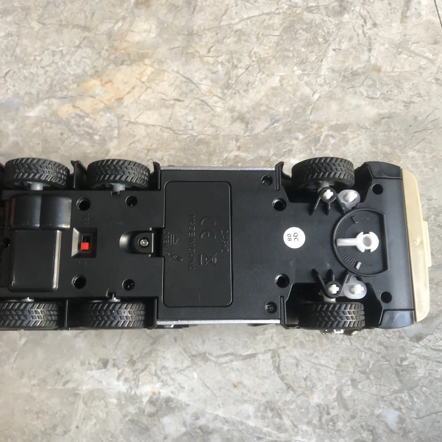 RC Car Big Remote Control Oil Tank Truck 9CH Alloy Electronic Simulation Trailer LED Music RC Container Truck Rechargeable Toy