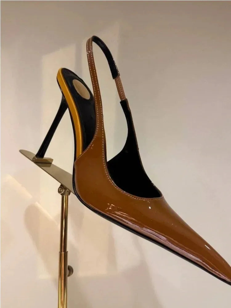 2026 Summer Women's New Pointed Shallow Mouth Sandals Fashion Show Party Wedding Women's Large Size Stiletto Sandals