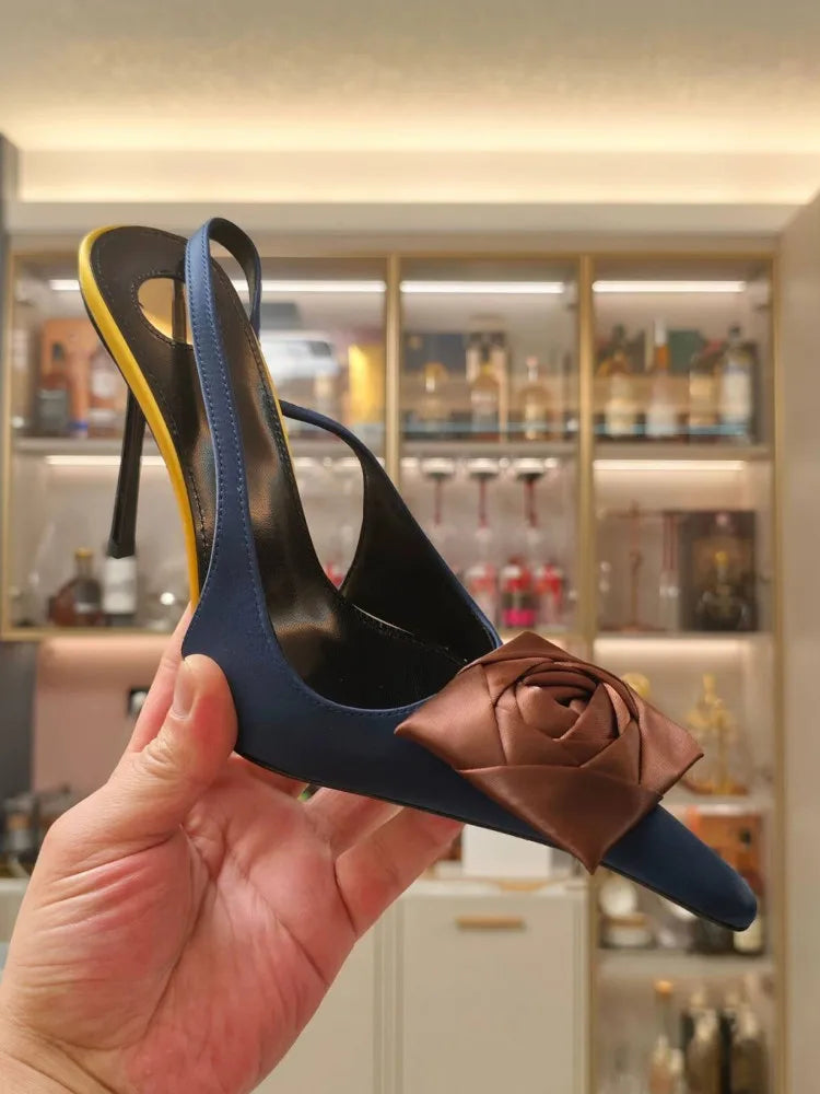 2026 Summer Women's New Pointed Shallow Mouth Sandals Fashion Show Party Wedding Women's Large Size Stiletto Sandals