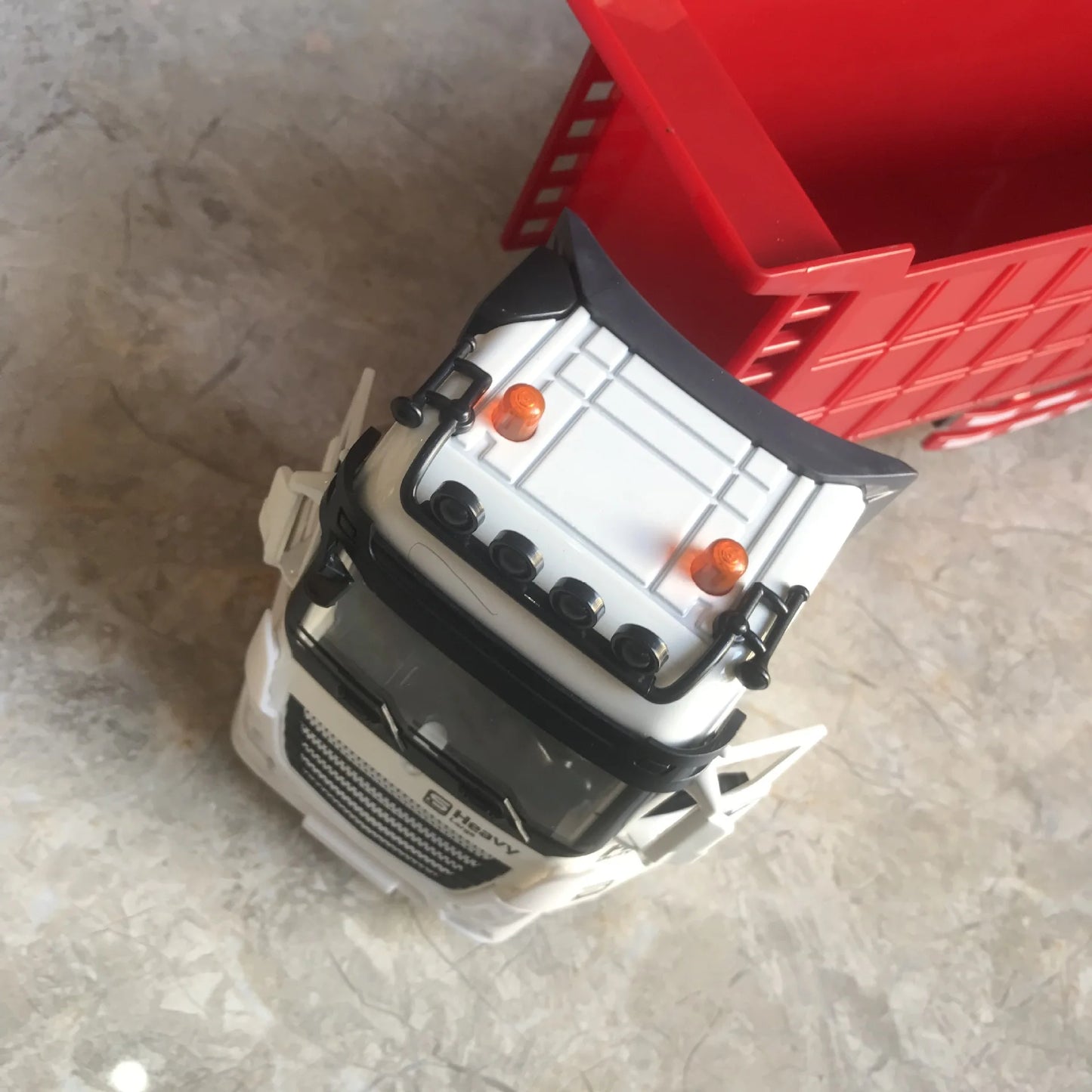 RC Car Big Remote Control Oil Tank Truck 9CH Alloy Electronic Simulation Trailer LED Music RC Container Truck Rechargeable Toy