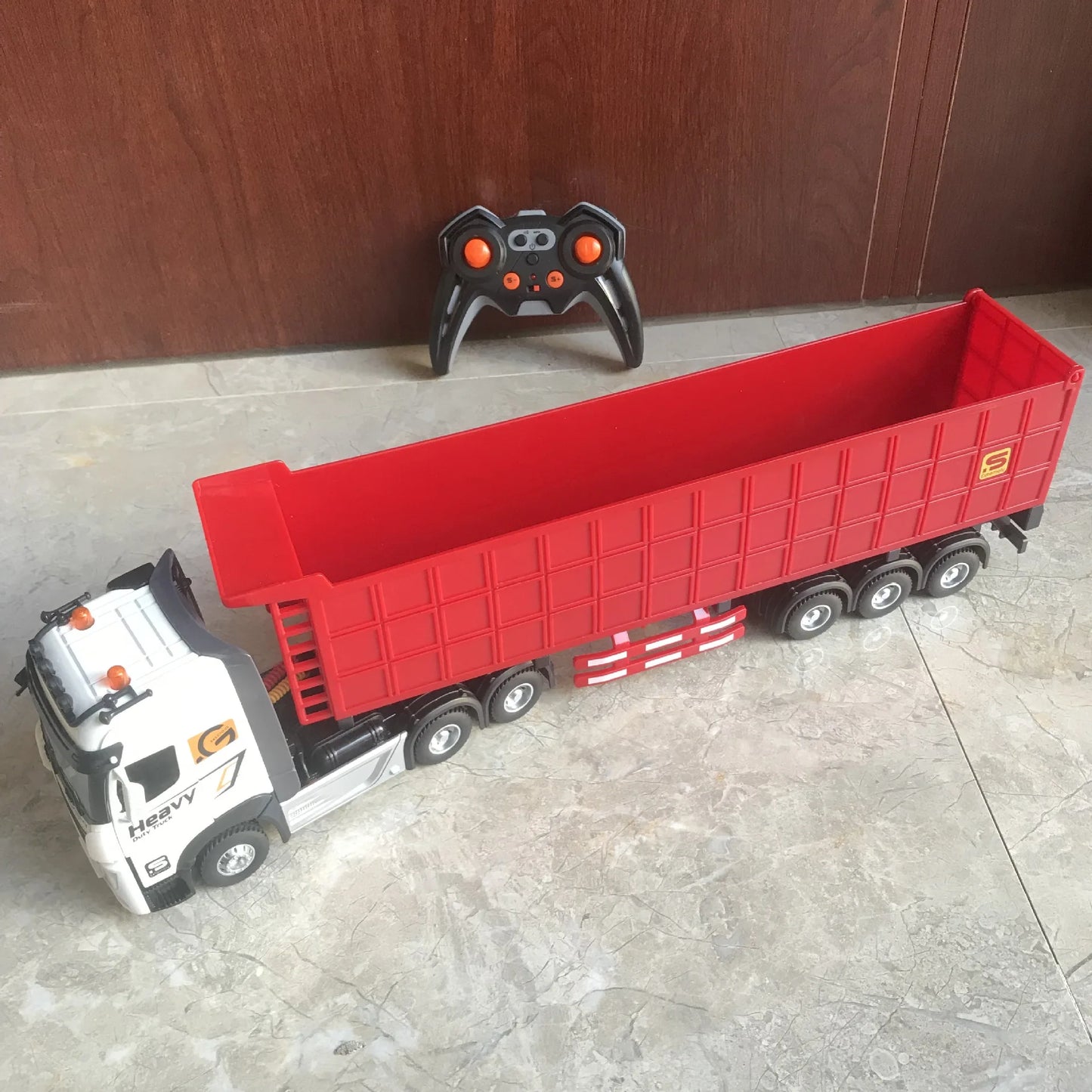 RC Car Big Remote Control Oil Tank Truck 9CH Alloy Electronic Simulation Trailer LED Music RC Container Truck Rechargeable Toy