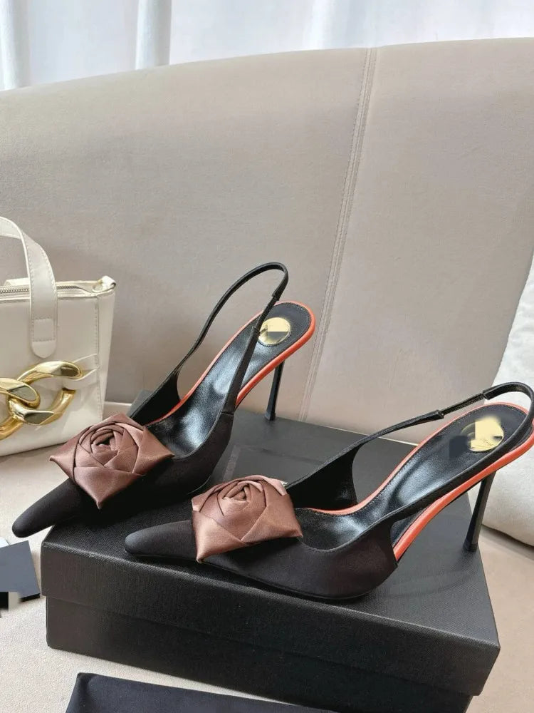 2026 Summer Women's New Pointed Shallow Mouth Sandals Fashion Show Party Wedding Women's Large Size Stiletto Sandals
